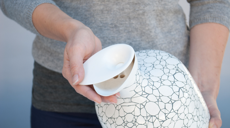 Illustration for article titled 3D-Printed Electric Water Kettle Inspired by Nautilus Shells